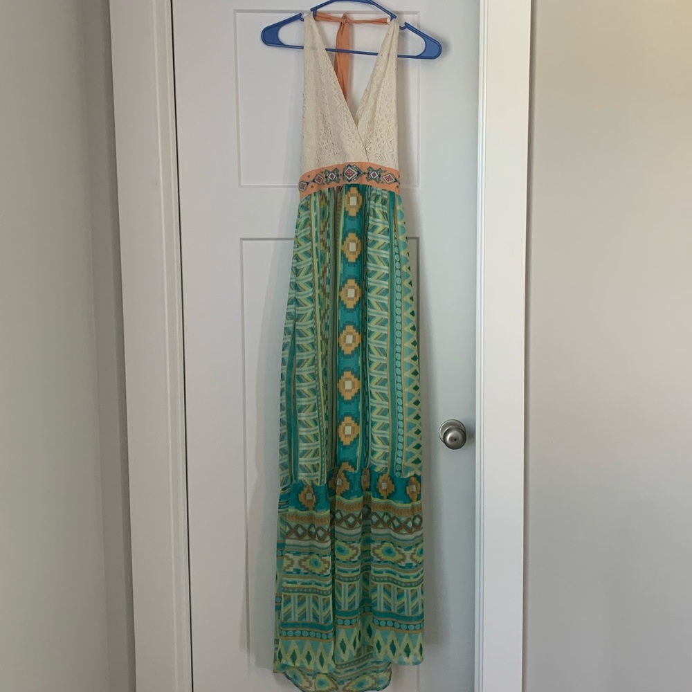 Halter Top Maxi Dress 🌴🌸